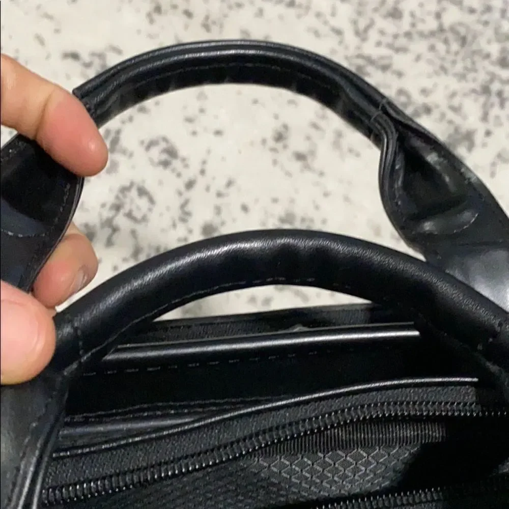 Mcklein Carry on shoulder laptop bag in like new